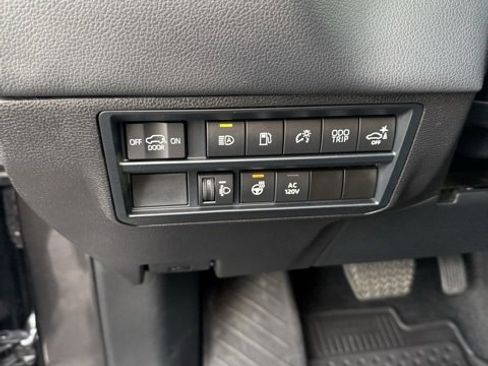 Used 2024 Toyota Sequoia Limited image 18