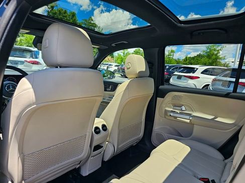 New 2026 Mercedes-Benz GLB 250 4MATIC image 23