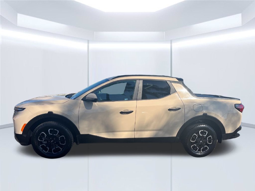 Used 2022 Hyundai Santa Cruz SEL w/ Activity Package AWD/4WD image 2