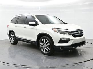 Used 2016 Honda Pilot Touring video 1