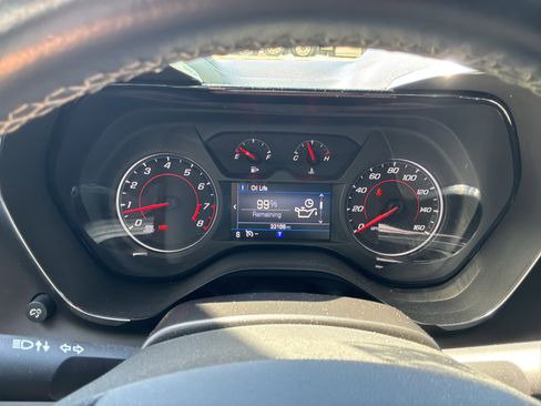 Used 2019 Chevrolet Camaro LT RWD image 21