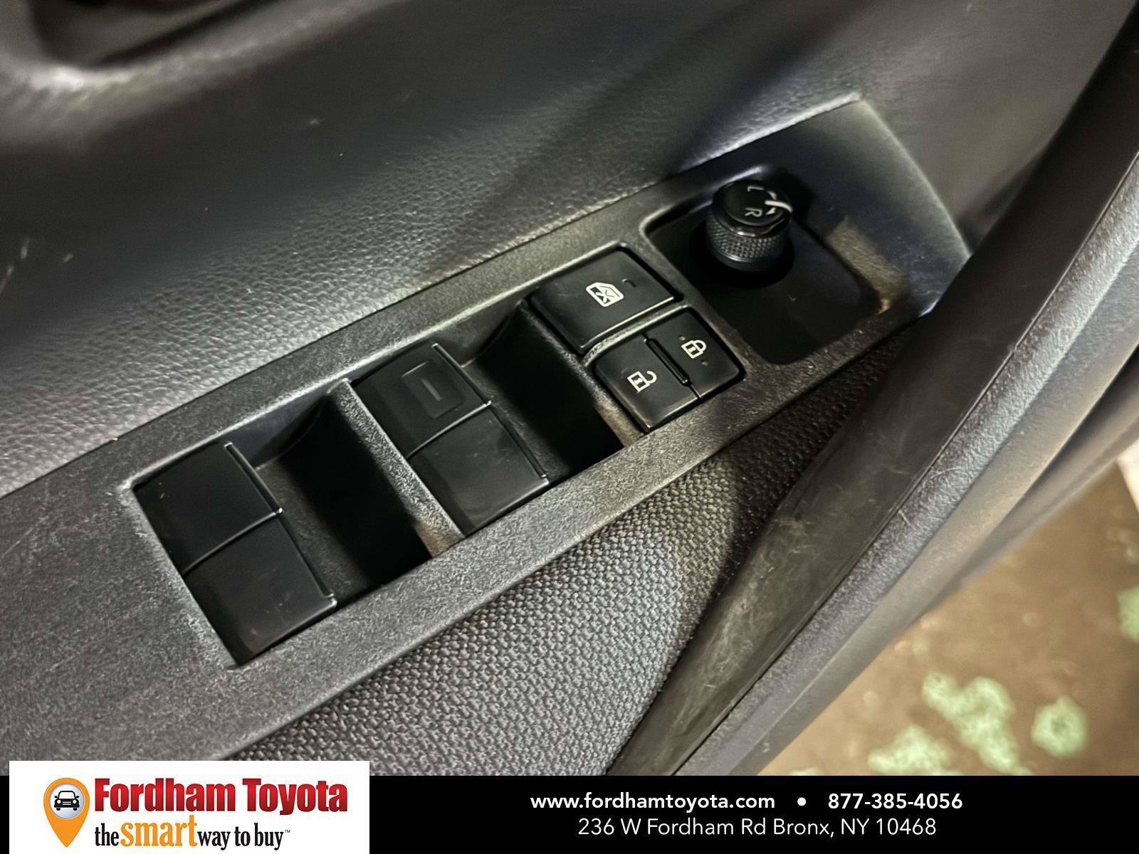 Used 2023 Toyota Corolla LE FWD image 16