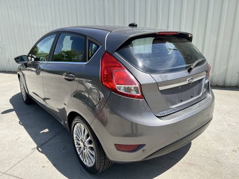 Used 2014 Ford Fiesta Titanium FWD image 5
