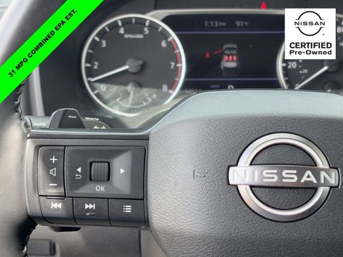 Certified 2025 Nissan Rogue SV image 19