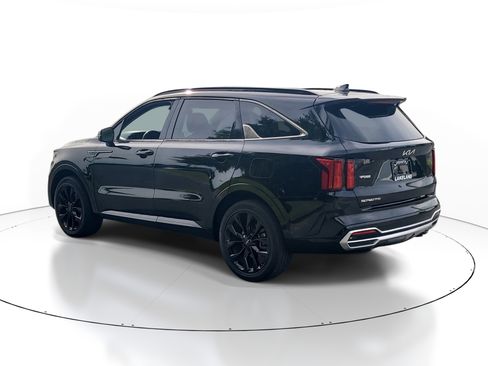 Used 2023 Kia Sorento SX FWD image 5