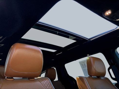 Used 2022 Chrysler Pacifica Pinnacle image 26