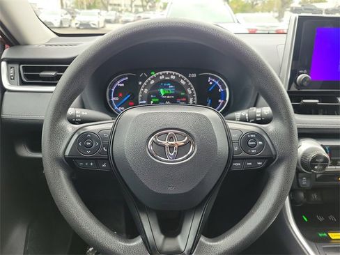 Used 2025 Toyota RAV4 XLE image 14