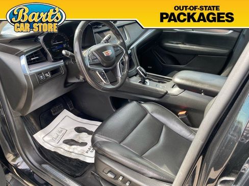 Used 2018 Cadillac XT5 Luxury w/ Driver Awareness Package image 28