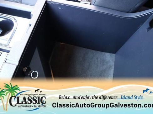 Used 2018 Toyota Tundra SR5 w/ TRD Off Road Package image 29