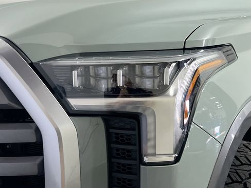 Used 2024 Toyota Tundra Limited image 11