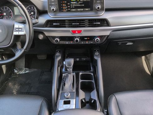 Used 2021 Kia Telluride S FWD image 19