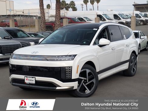 New 2026 Hyundai Ioniq 9 Calligraphy image 1