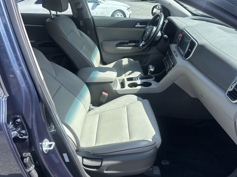 Used 2017 Kia Sportage EX w/ EX Premium Package image 13