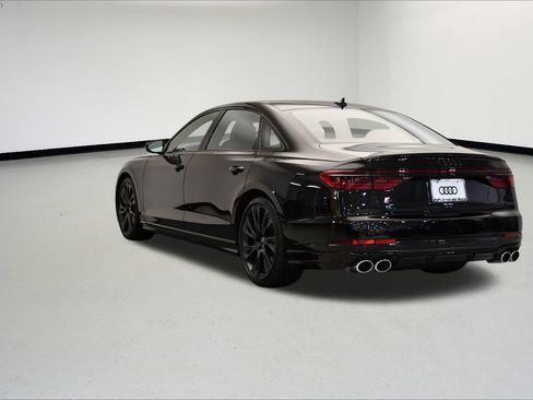 Used 2025 Audi S8 image 3