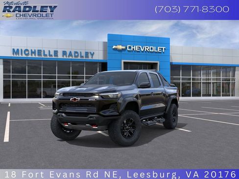 New 2025 Chevrolet Colorado ZR2 w/ Midnight Edition image 10