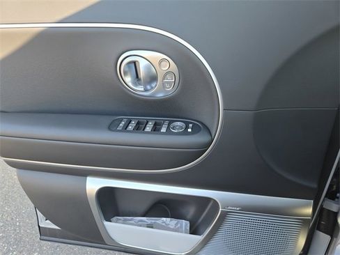 New 2026 Hyundai Ioniq 9 Calligraphy image 20