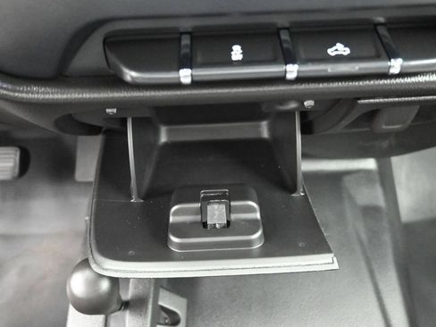 Used 2017 Chevrolet Silverado 3500 W/T AWD/4WD image 17