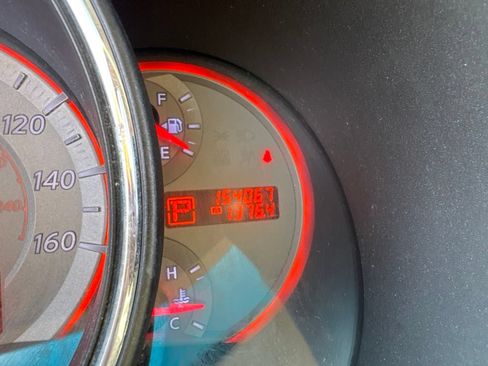 Used 2009 Nissan Murano SL w/ Technology Pkg FWD image 11