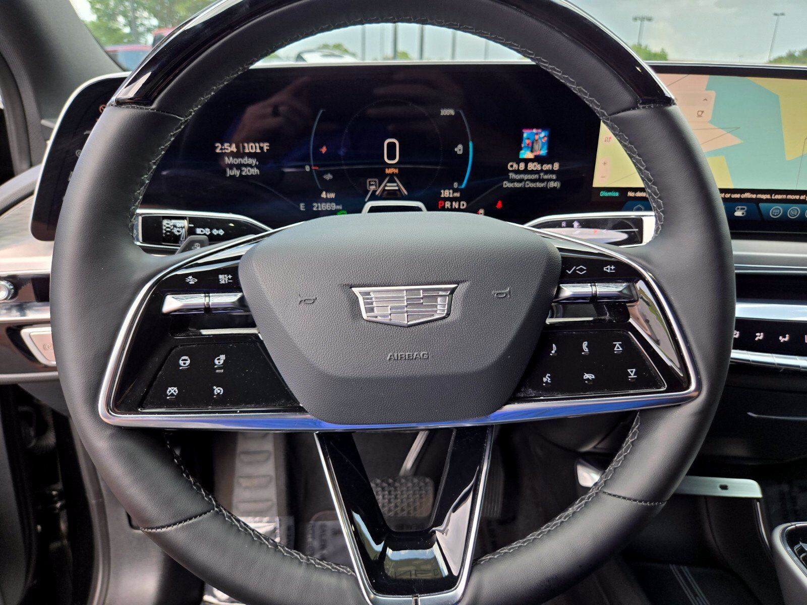 Used 2024 Cadillac Lyriq Luxury AWD/4WD image 24