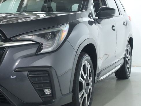 Certified 2024 Subaru Ascent Limited AWD/4WD image 4