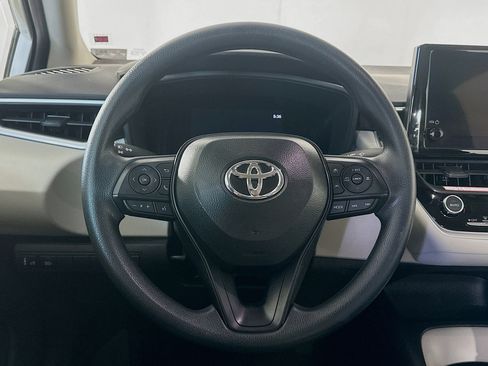 Used 2026 Toyota Corolla LE image 18