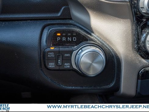 Used 2019 RAM 1500 Laramie image 24