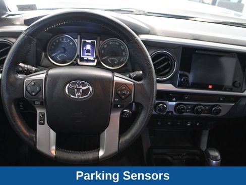 Used 2016 Toyota Tacoma Limited w/ Towing Package AWD/4WD image 7