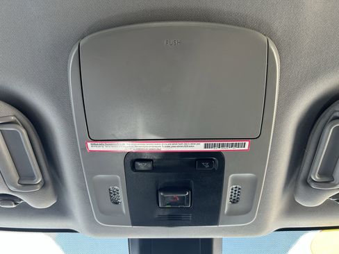 Certified 2023 Toyota Camry SE FWD image 31