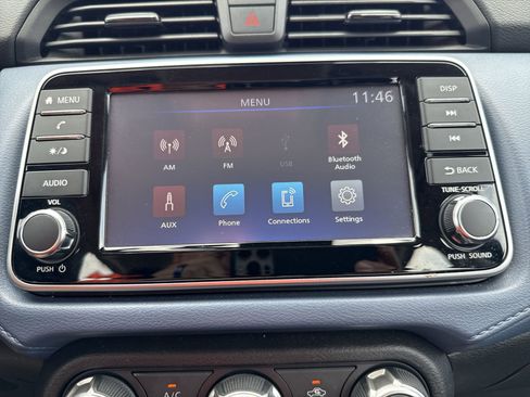 Used 2025 Nissan Versa SV FWD image 19