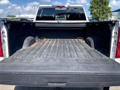 Used 2022 Chevrolet Silverado 2500 LTZ w/ LTZ Plus Package AWD/4WD image 34