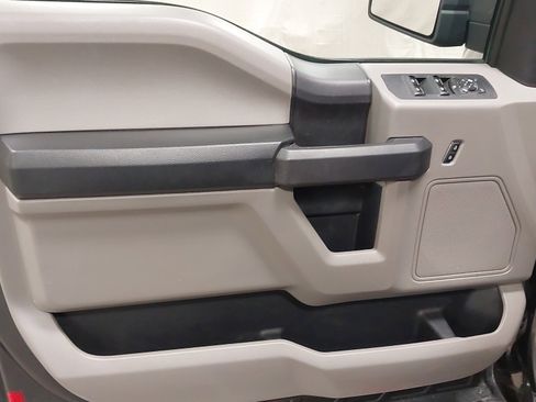 Used 2019 Ford F150 XL w/ Equipment Group 101A Mid AWD/4WD image 24