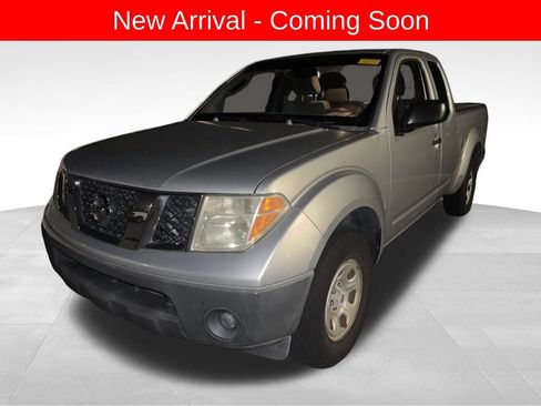 Used 2006 Nissan Frontier XE w/ (G01) XE Preferred Pkg image 2