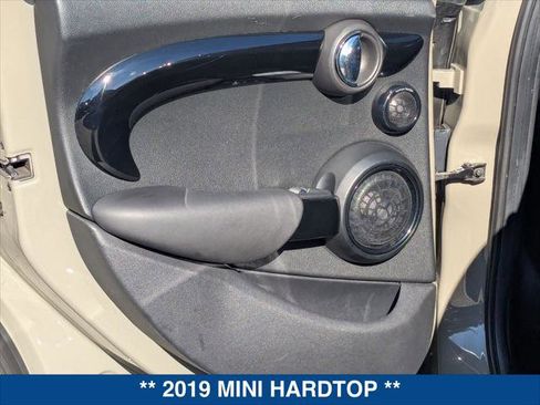 Used 2019 MINI Cooper S image 19