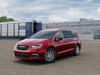 New 2026 Chrysler Pacifica Select video 1