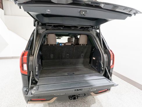 Used 2025 Ford Expedition King Ranch AWD/4WD image 35