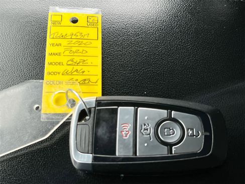 Used 2020 Ford Explorer XLT w/ Comfort Package image 35