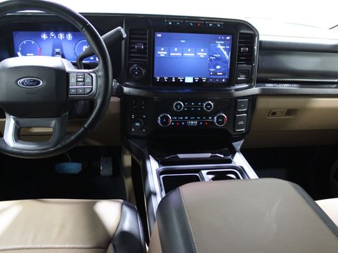 Used 2024 Ford F350 Lariat w/ Lariat Ultimate Package image 2