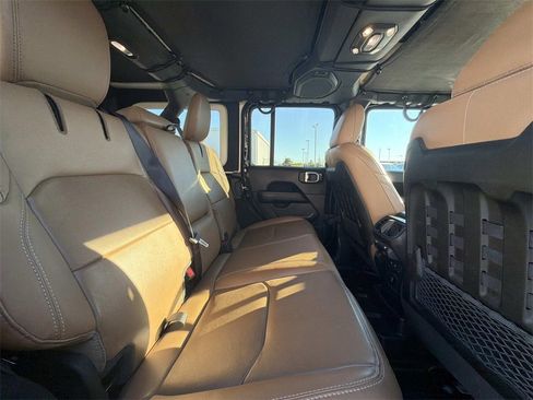 Used 2022 Jeep Wrangler Unlimited Rubicon 4xe w/ Cold Weather Group image 13