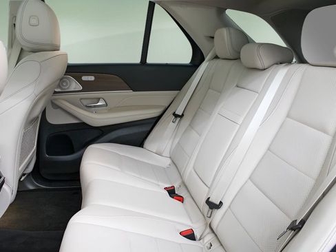 Used 2022 Mercedes-Benz GLE 450 4MATIC image 28