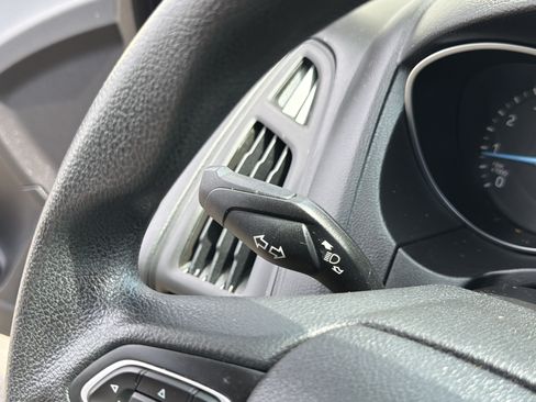 Used 2016 Ford Focus S FWD image 16