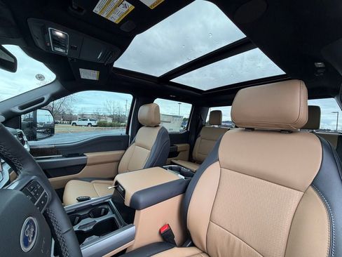 New 2026 Ford F250 Lariat w/ Lariat Ultimate Package image 9