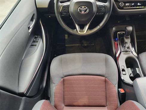 Used 2024 Toyota Corolla SE image 11