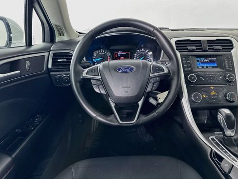 Used 2013 Ford Fusion SE FWD image 14