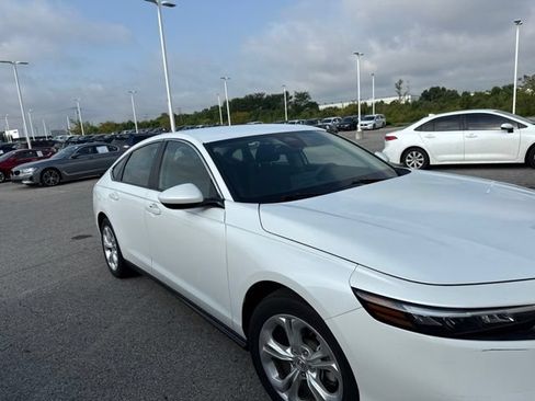 Used 2023 Honda Accord LX image 4