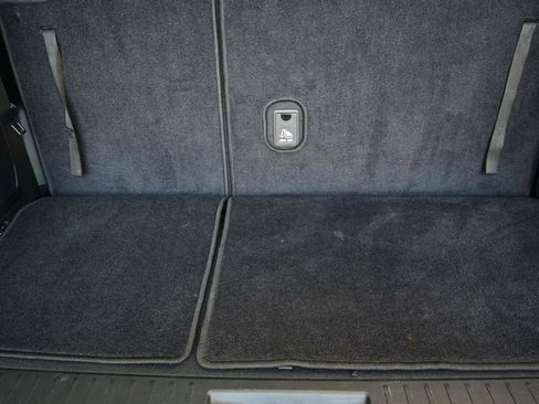 Used 2023 Toyota Highlander Platinum FWD image 21