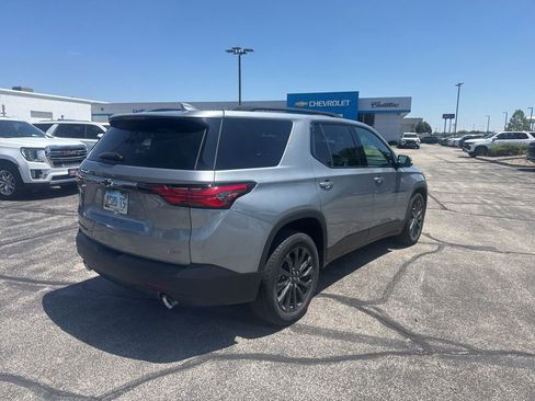 Used 2023 Chevrolet Traverse RS AWD/4WD image 3