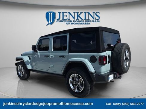 Certified 2023 Jeep Wrangler Sahara image 4