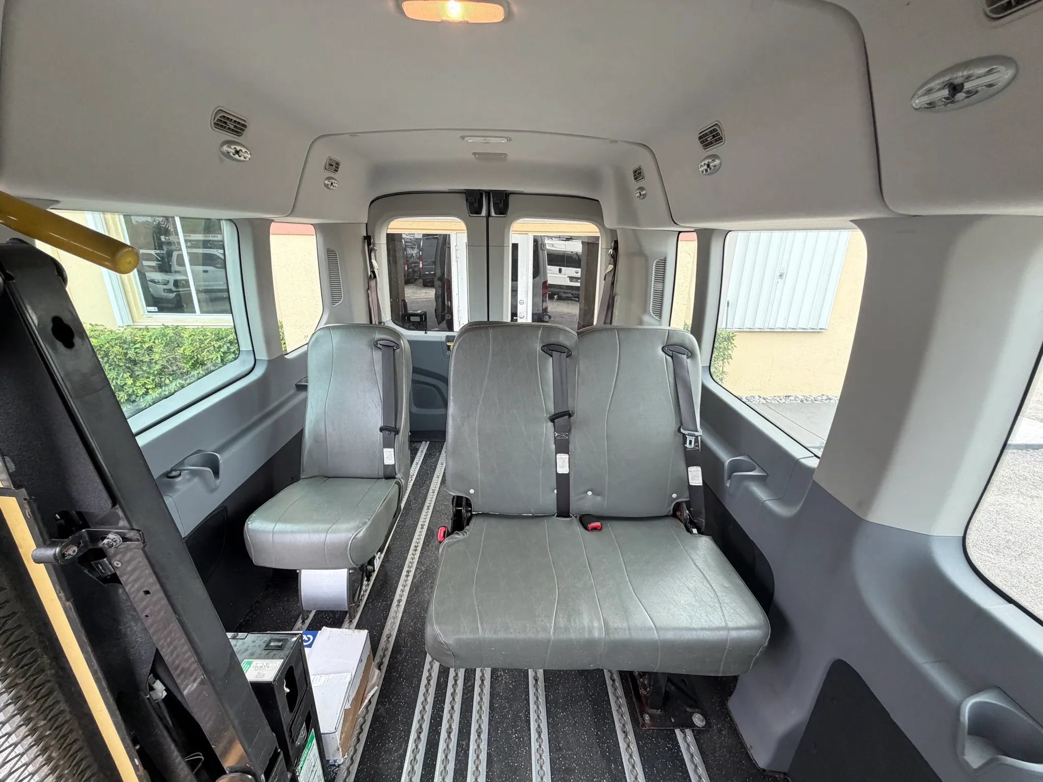 Used 2018 Ford Transit 350 XL RWD image 17
