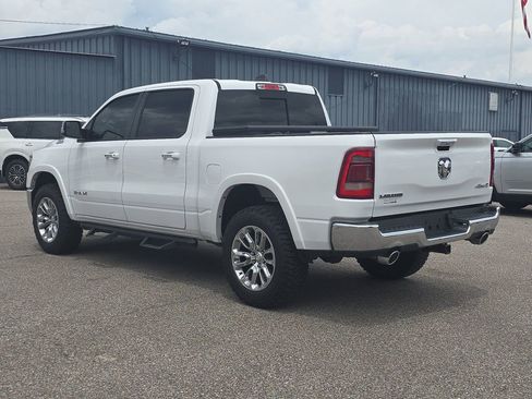 Used 2022 RAM 1500 Laramie AWD/4WD image 9