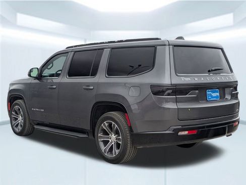Used 2022 Jeep Wagoneer Series II image 4